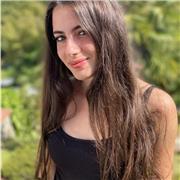 Studentessa universitaria della facoltà di lettere moderne, impartisco lezioni di storia